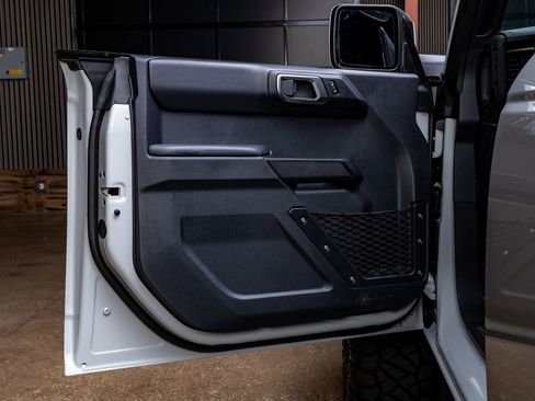 Used 2026 Ford Bronco Outer Banks image 36