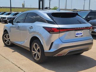 Used 2024 Lexus RX 350 Premium w/ Convenience Package FWD video 3