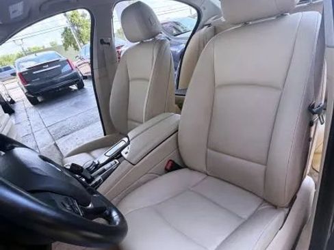 Used 2015 BMW 528i Sedan RWD image 17