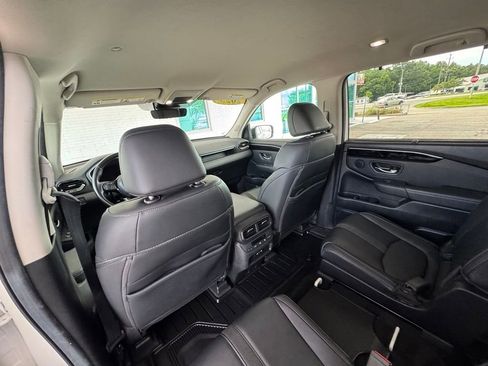 Used 2025 Honda Pilot EX-L image 22