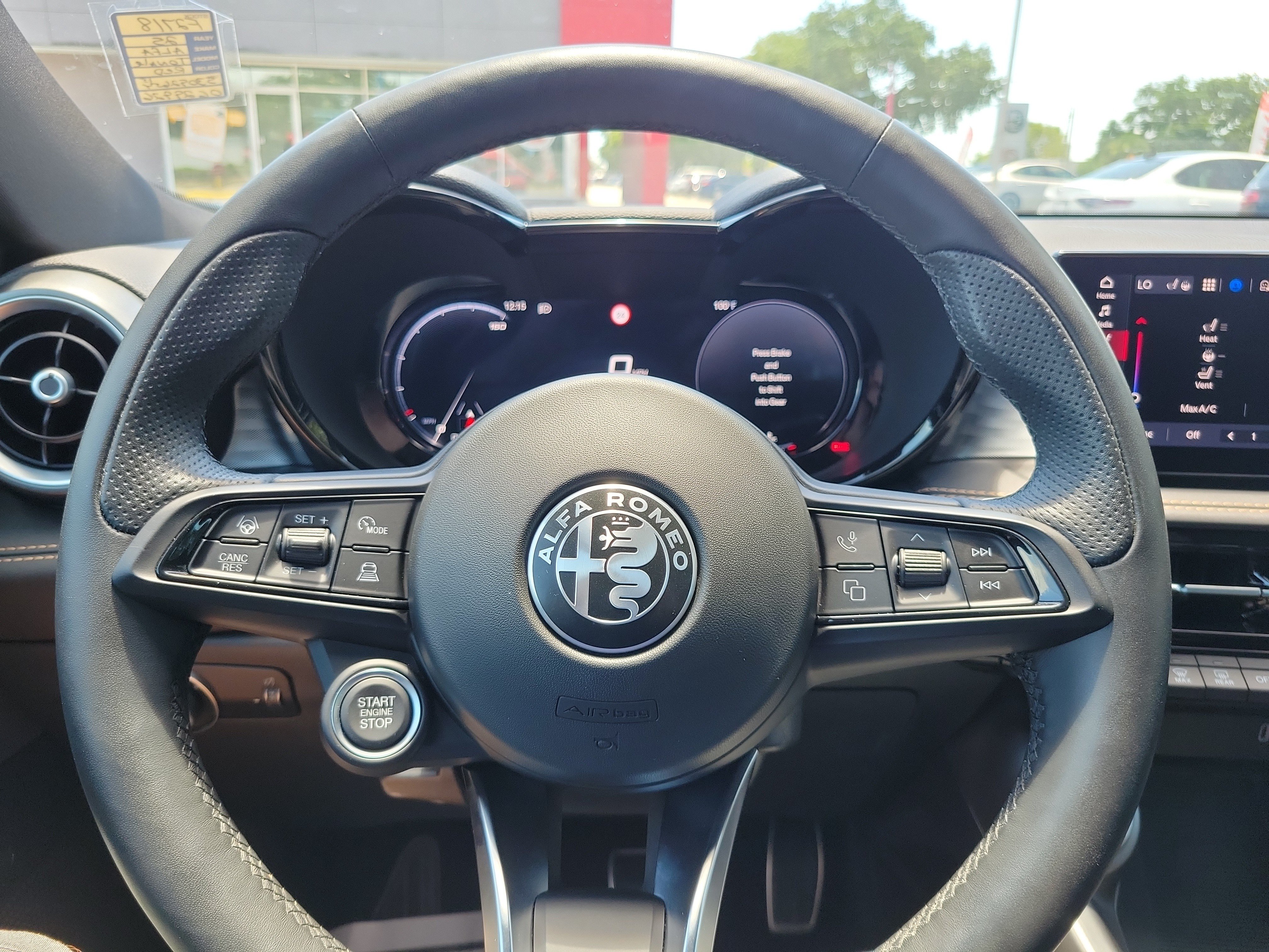 Used 2025 Alfa Romeo Tonale w/ Premium Package AWD/4WD image 18