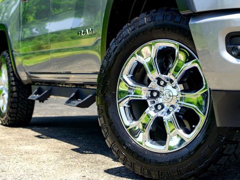 Used 2019 RAM 1500 Big Horn AWD/4WD image 3