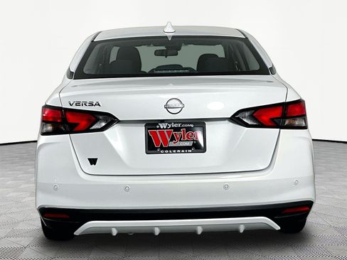 Certified 2025 Nissan Versa SV w/ Trunk Package FWD image 5