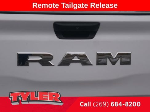 Used 2025 RAM 1500 Big Horn AWD/4WD image 16