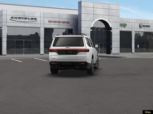 New 2026 Jeep Grand Wagoneer Limited w/ HD Trailer Tow Package image 14