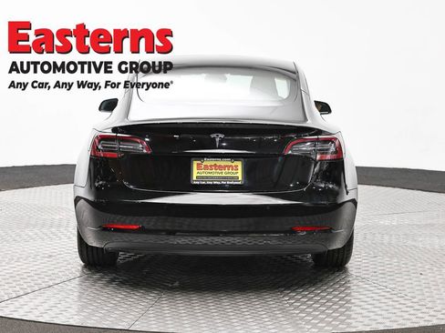 Used 2021 Tesla Model 3 Standard Range Plus image 6