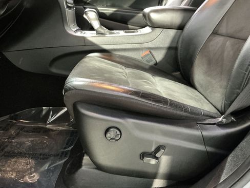 Used 2021 Jeep Grand Cherokee Laredo X image 22