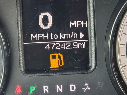 Used 2022 RAM 1500 Tradesman w/ Chrome Appearance Package image 24