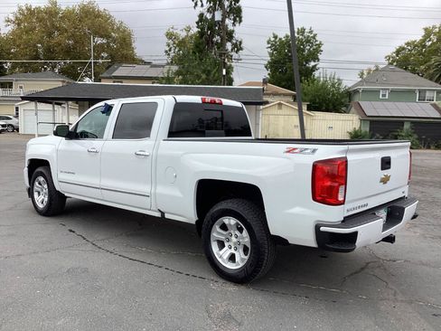 Used 2017 Chevrolet Silverado 1500 LTZ Z71 w/ LTZ Plus Package AWD/4WD image 7