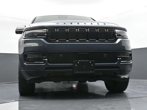 Used 2023 Jeep Wagoneer Series II image 23