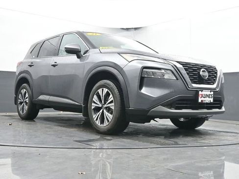 Used 2021 Nissan Rogue SV AWD/4WD image 43