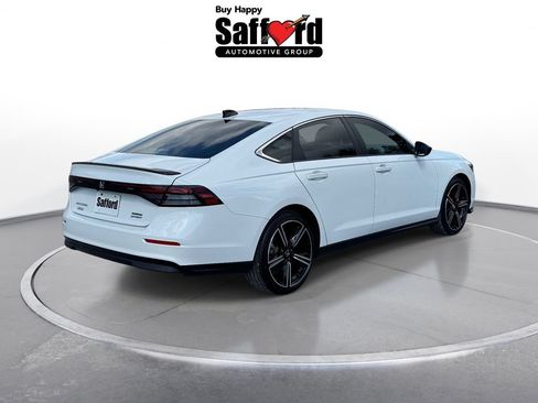 Used 2023 Honda Accord Sport image 9