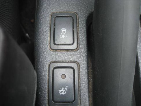 Used 2012 Suzuki SX4 Premium AWD/4WD image 25