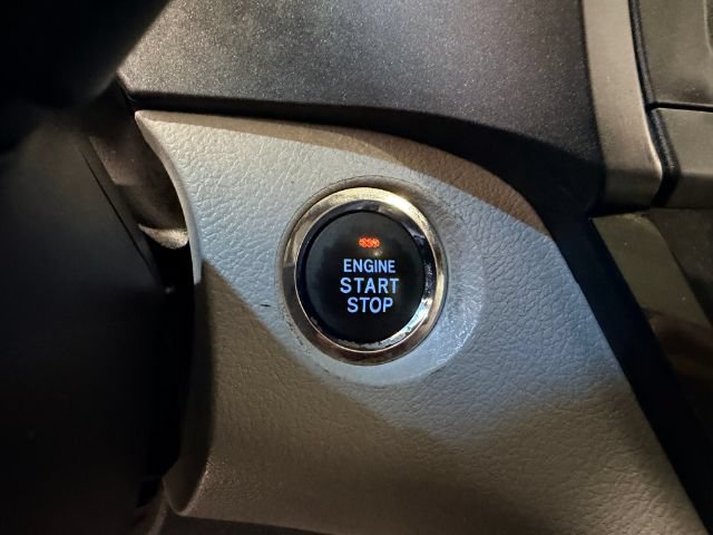 Used 2017 Toyota Sienna XLE w/ XLE Navigation Package FWD image 20