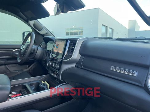 Used 2025 RAM 1500 Big Horn AWD/4WD image 29