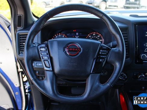 Used 2022 Nissan Frontier PRO-4X w/ Technology Package image 18