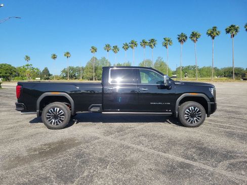 New 2026 GMC Sierra 3500 Denali Ultimate AWD/4WD image 4