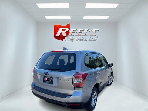 Used 2016 Subaru Forester 2.5i AWD/4WD image 22