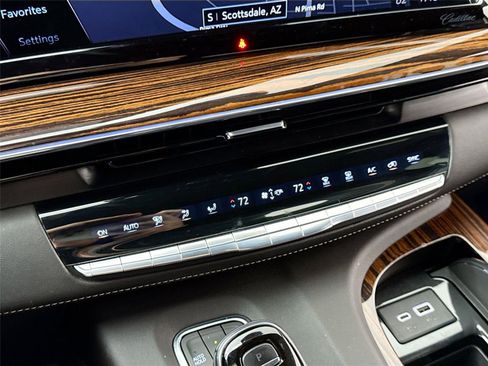 Used 2021 Cadillac Escalade Premium Luxury w/ Performance Package image 22