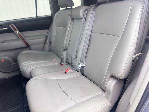 Used 2013 Toyota Highlander Limited image 20
