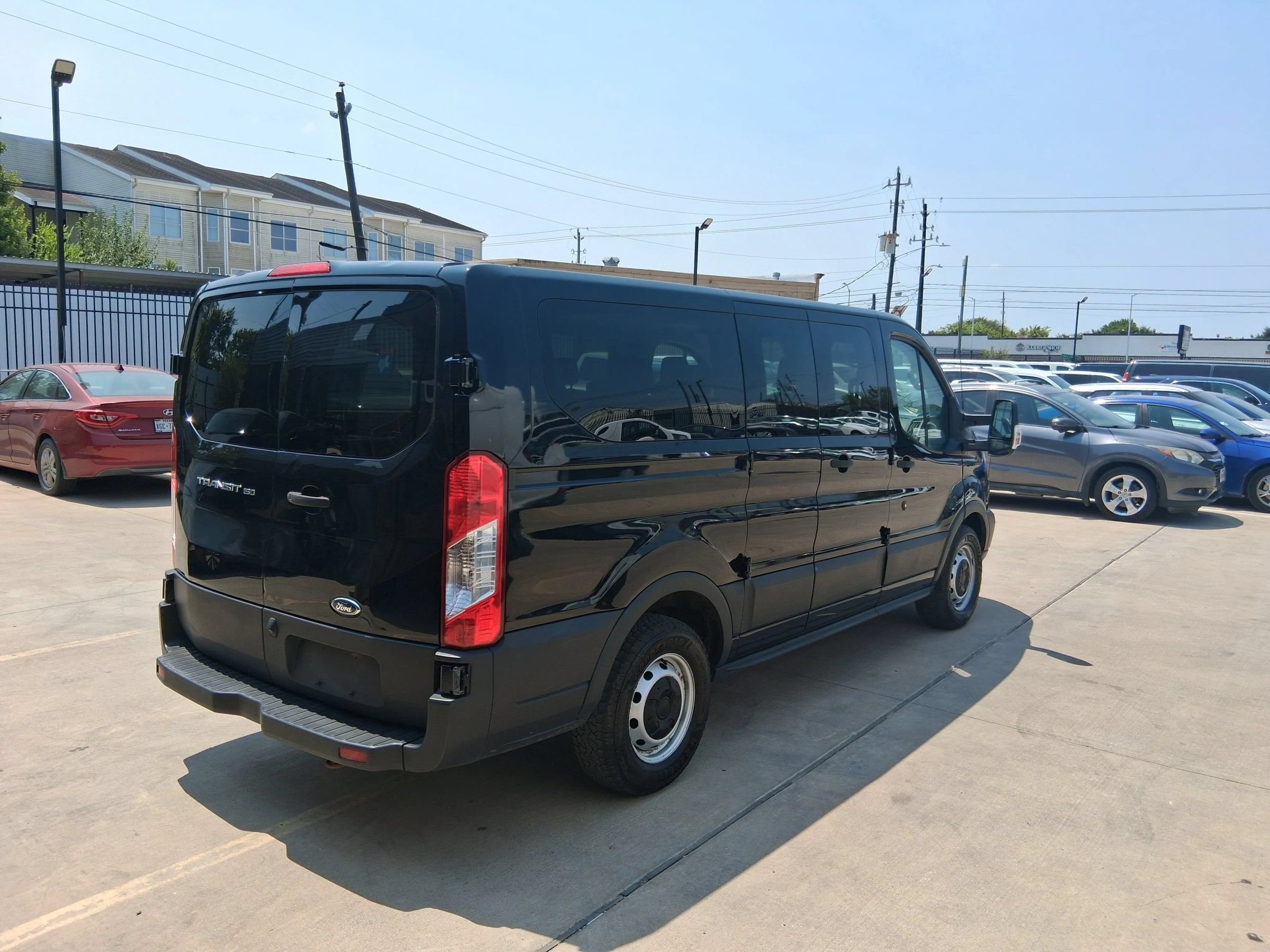 Used 2019 Ford Transit 150 XL RWD image 9