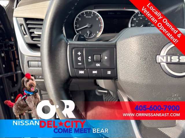 Used 2025 Nissan Rogue SV FWD image 18