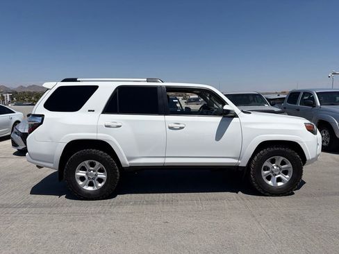Used 2022 Toyota 4Runner SR5 RWD image 3