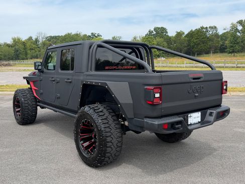 Used 2020 Jeep Gladiator Sport w/ Quick Order Package 24S AWD/4WD image 4