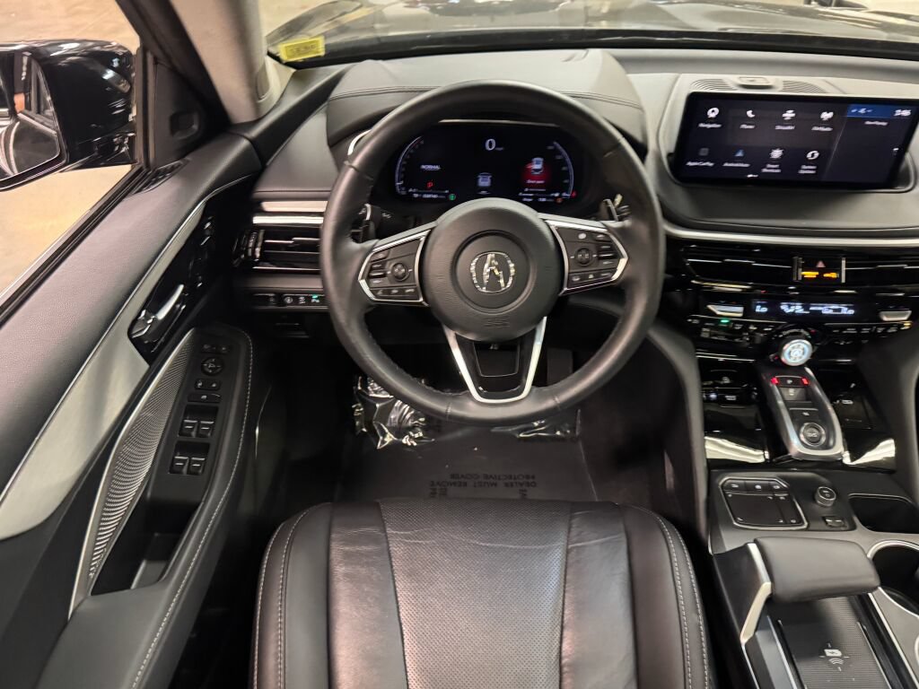 Certified 2024 Acura MDX w/ Technology Package AWD/4WD image 17