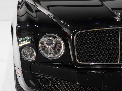 Used 2016 Bentley Mulsanne Speed RWD image 29