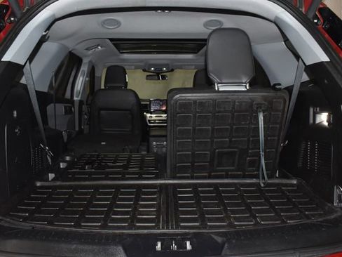 Used 2021 Ford Explorer XLT w/ Equipment Group 202A image 34