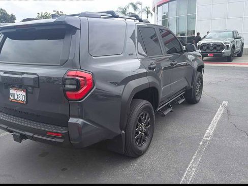 Used 2025 Toyota 4Runner SR5 AWD/4WD image 2