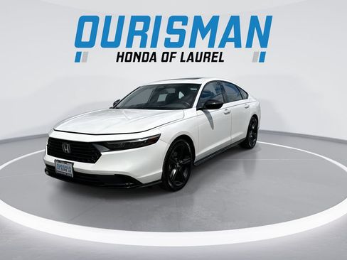 Used 2023 Honda Accord Sport image 4