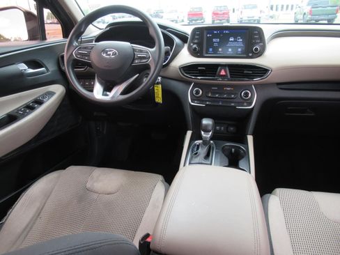 Used 2019 Hyundai Santa Fe SE FWD image 13