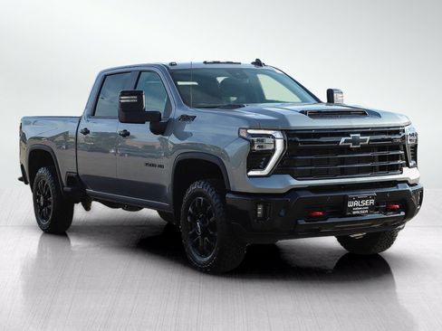 Used 2026 Chevrolet Silverado 3500 LT w/ Trail Boss Package AWD/4WD image 7
