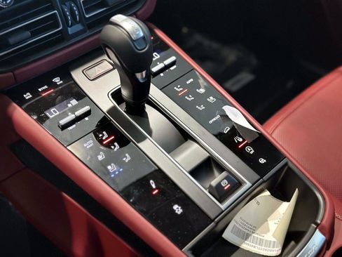 New 2026 Porsche Macan S AWD/4WD image 25