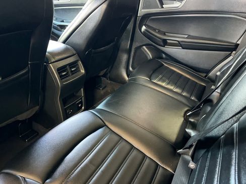 Used 2022 Ford Edge SEL w/ Convenience Package AWD/4WD image 5