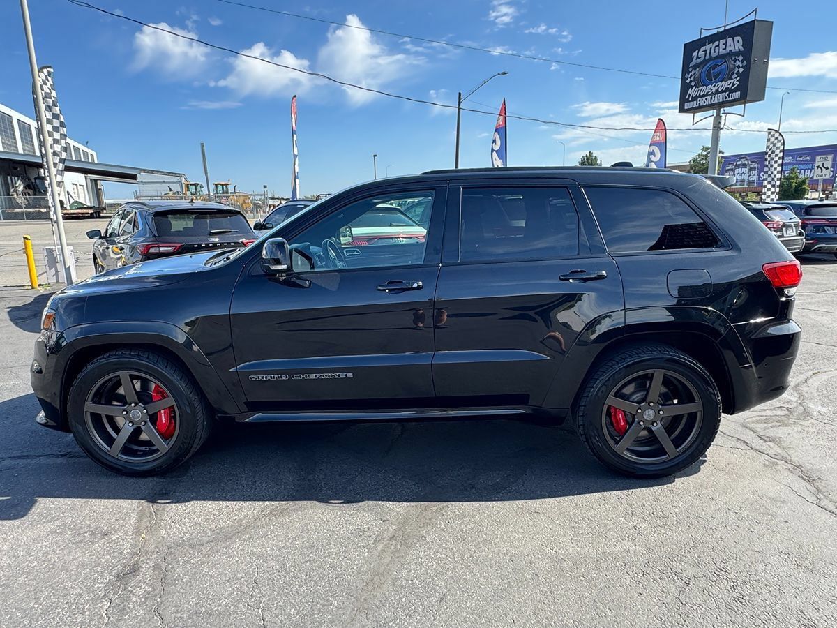 Used 2017 Jeep Grand Cherokee SRT AWD/4WD image 5