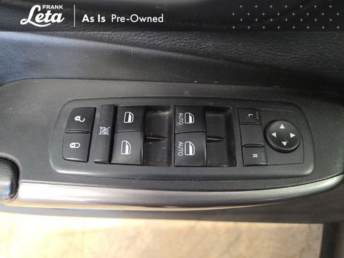 Used 2020 Jeep Cherokee Limited image 18