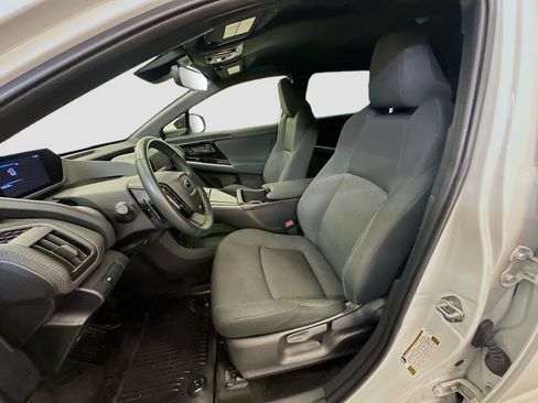 Used 2023 Subaru Solterra AWD image 13