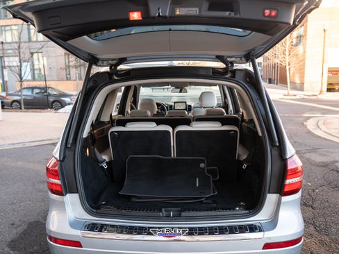 Used 2017 Mercedes-Benz GLS 450 4MATIC image 52