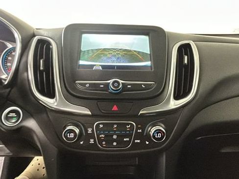 Used 2019 Chevrolet Equinox LT AWD/4WD image 24