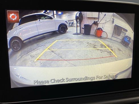 Used 2020 FIAT 124 Spider Abarth w/ Convenience Group image 11