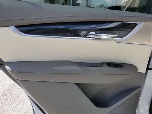 Certified 2023 Cadillac XT6 Premium Luxury w/ Technology Package image 14