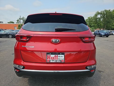Used 2022 Kia Sportage LX FWD image 4