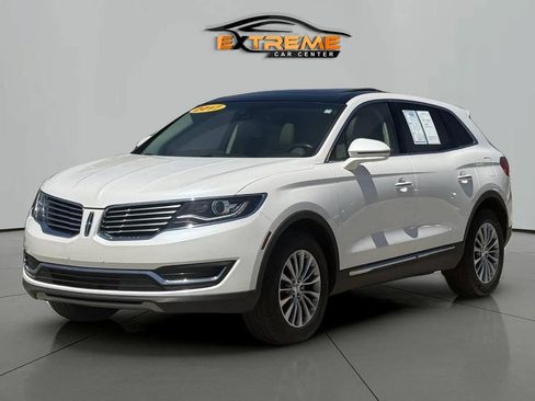 Used 2017 Lincoln MKX Select w/ Lincoln MKX Climate Package AWD/4WD image 2