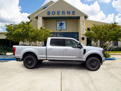 Used 2019 Ford F250 Lariat w/ Lariat Ultimate Package AWD/4WD image 7