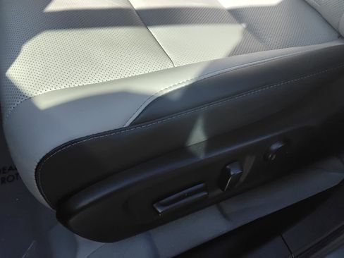 Used 2018 Lexus RX 350 AWD w/ Premium Package image 19