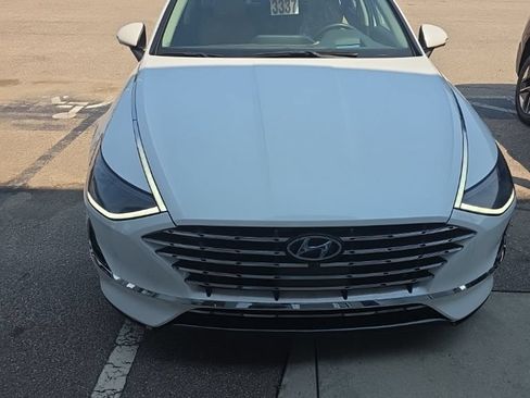 Used 2021 Hyundai Sonata Limited FWD image 14