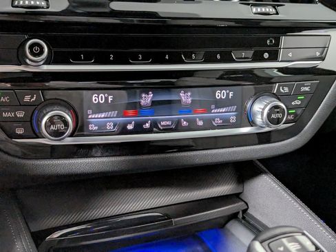 Used 2021 BMW M5 w/ Competition Package AWD/4WD image 23
